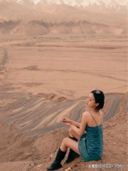 意外攻略疯批反派by荔好多汁